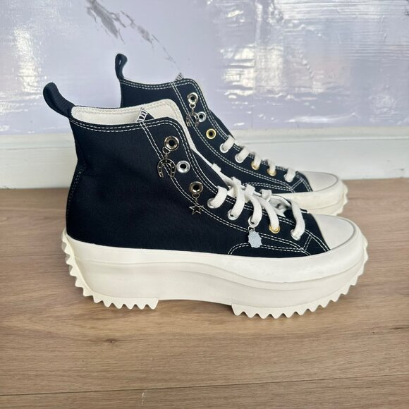 ⭐Converse Run Star Hike High Top Size 8 Men's Sneakers Black White A13409C⭐ - Picture 1 of 8